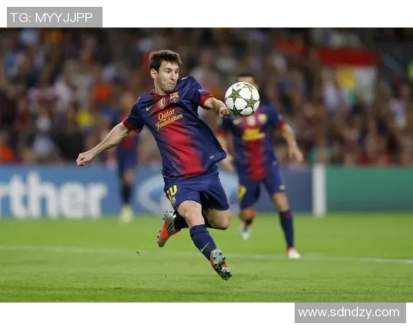 足球巨星集结：全球顶级球员风采尽览，领略绿茵场上的超凡魅力